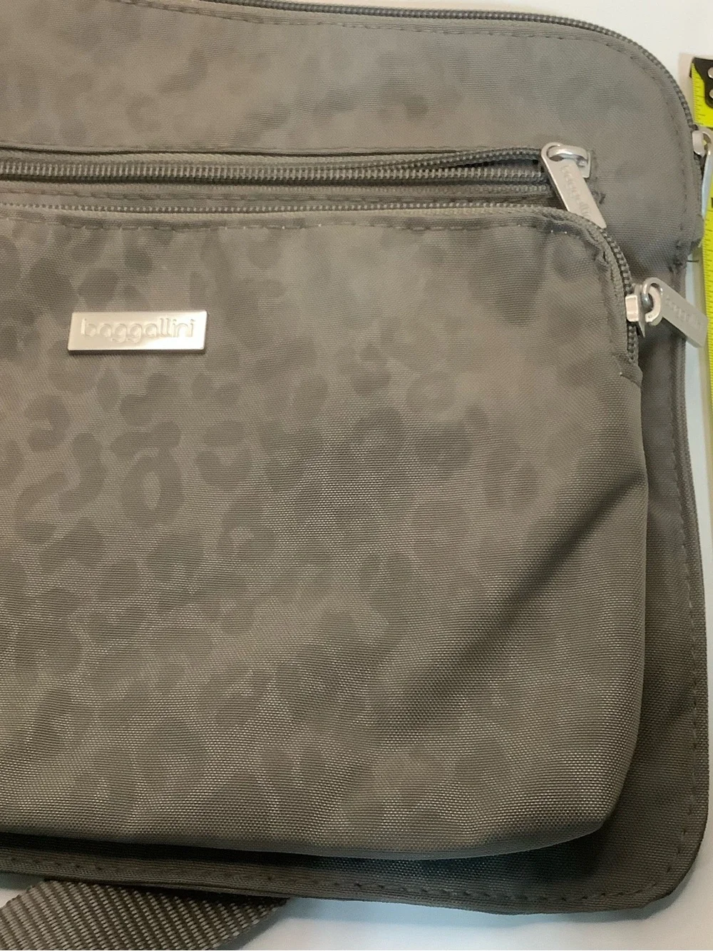Baggallini stay organized